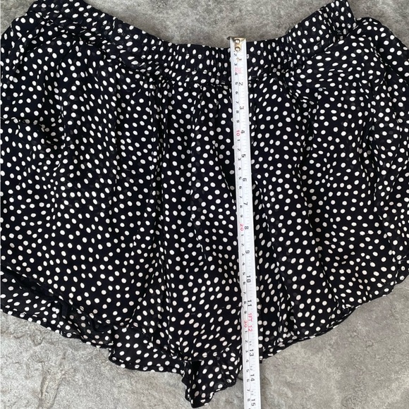 Ganni  polka dot shorts black / white pants size L - Picture 6 of 10